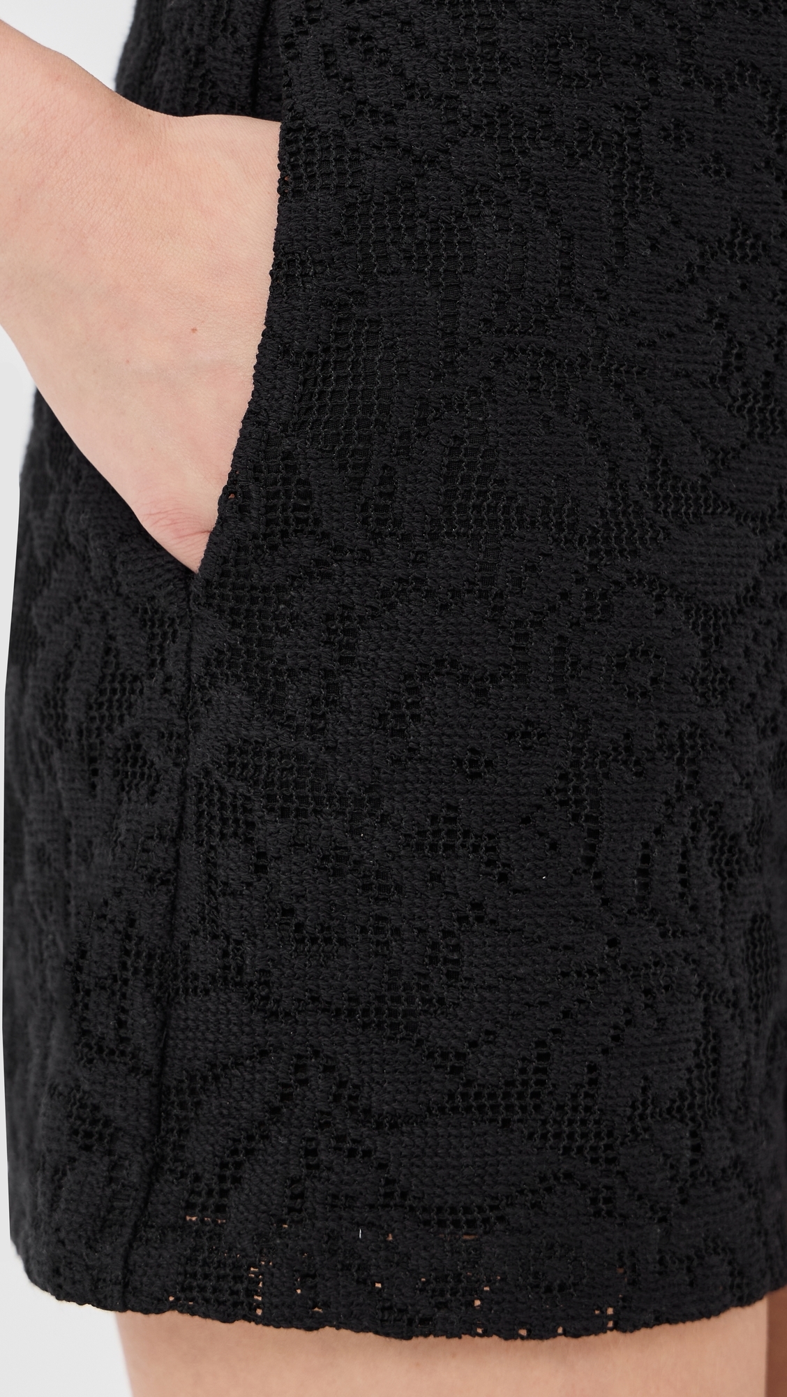 Yadira Shorts Black