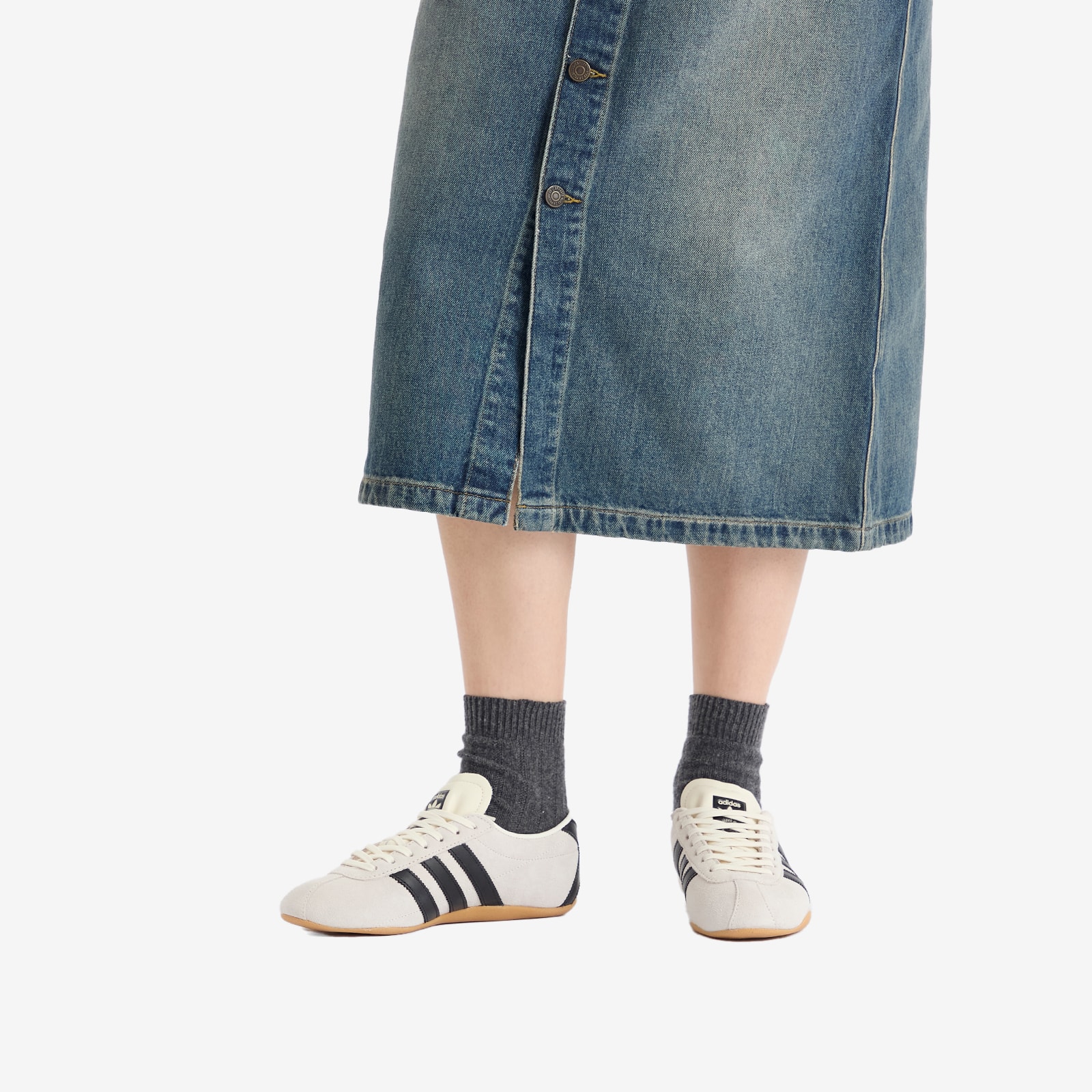 Women's Tokyo W Sneaker in Off White/Black/Gold Met.
