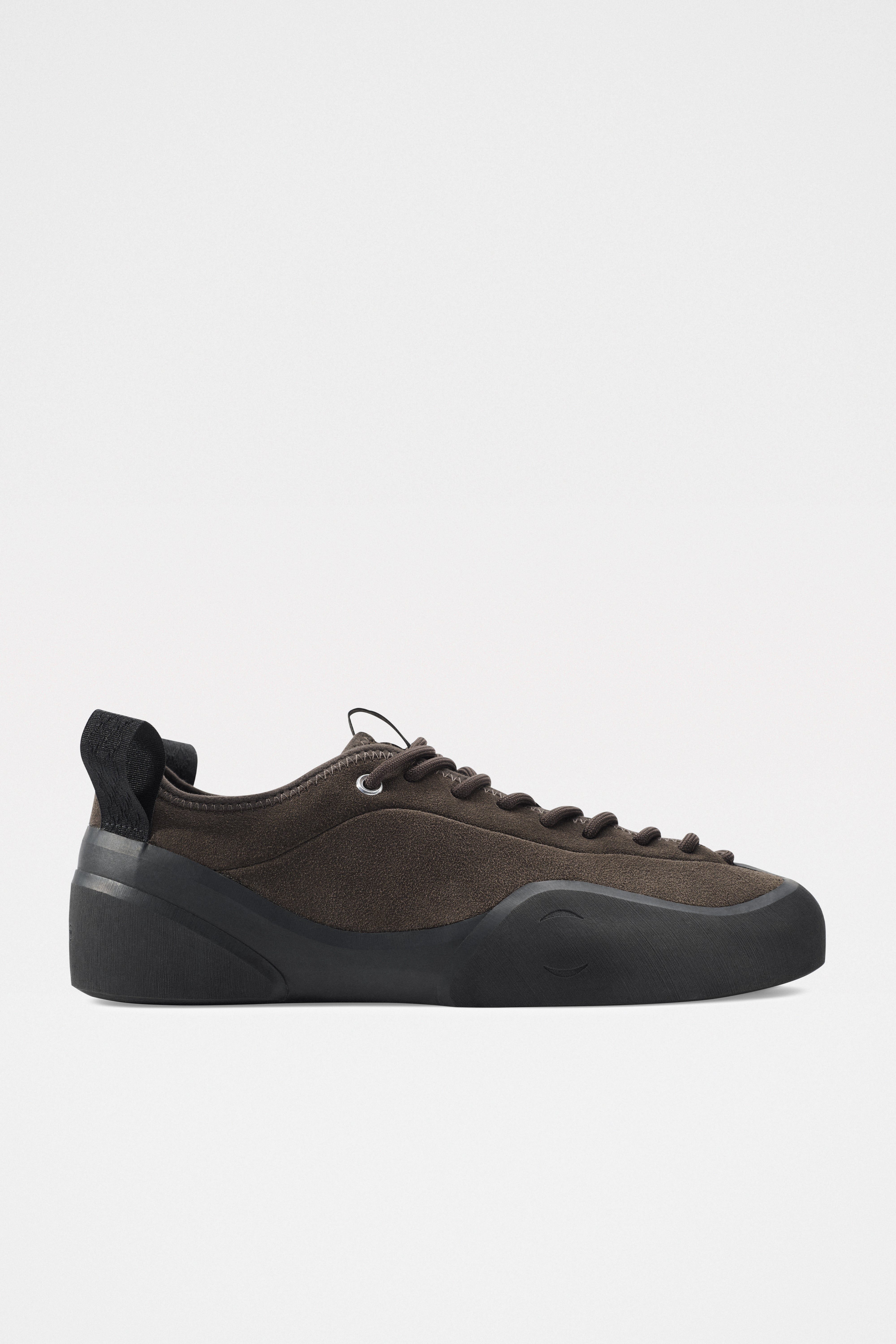Village PM Chocolate Brown / Natural Black - Sneaker