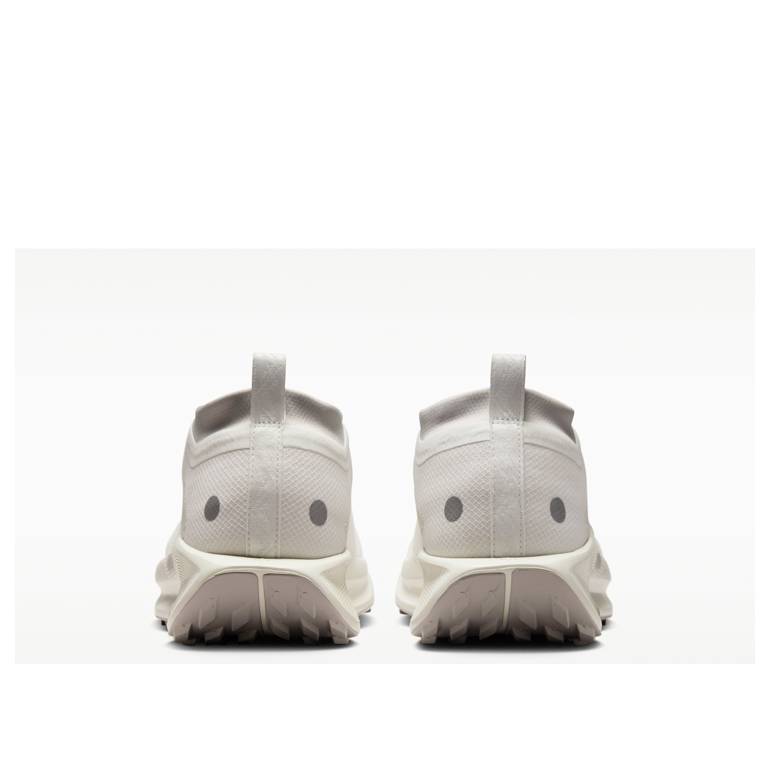 Pegasus Trail 5 Gore-Tex 'Summit White Cave Stone'