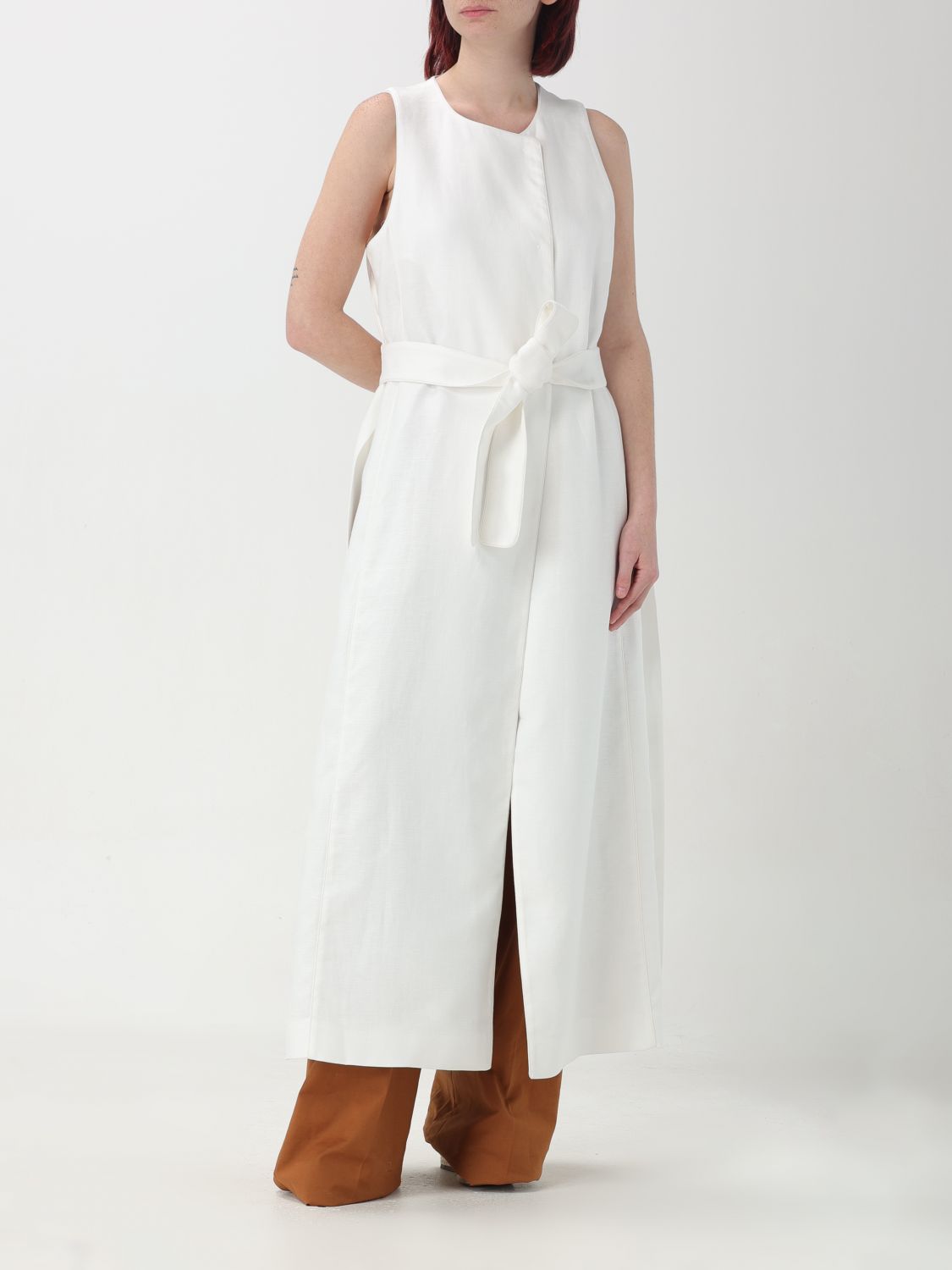 Dress Woman color White
