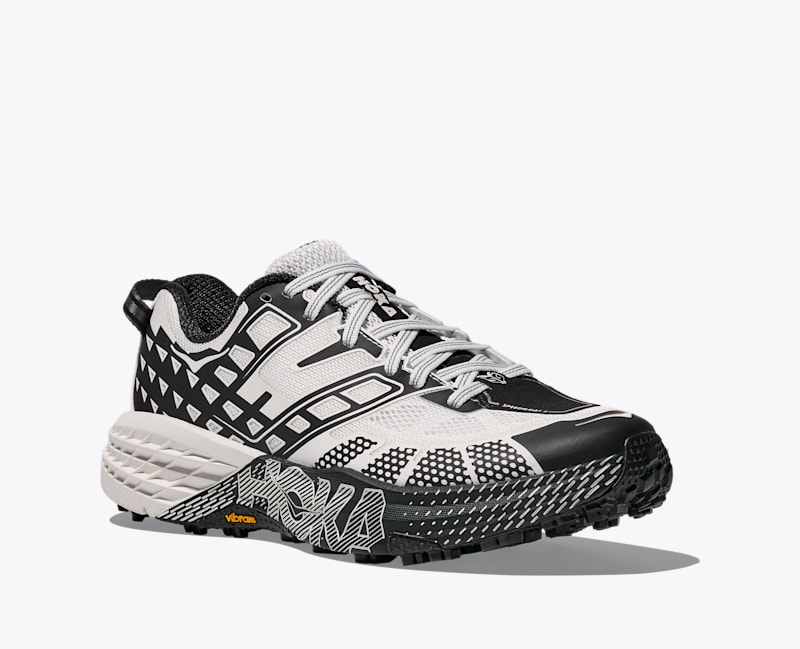 HOKA Speedgoat 2 Shoes in Black/Frost