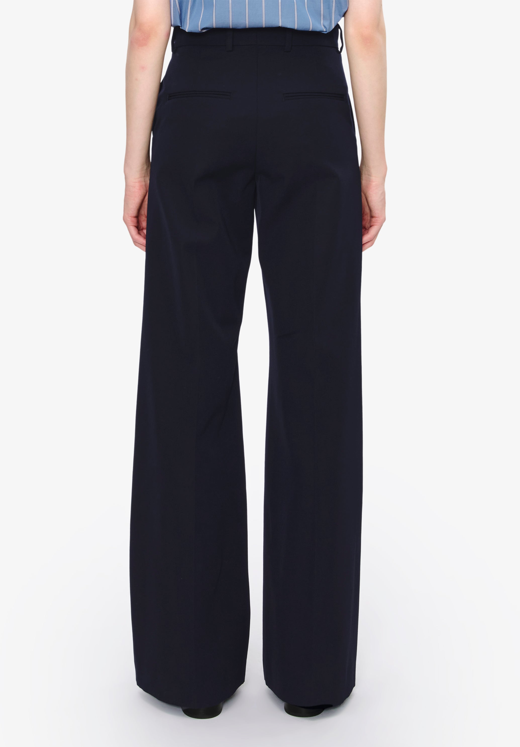 A. P.C. Women's Jude pants Size: 34 in Dark navy blue
