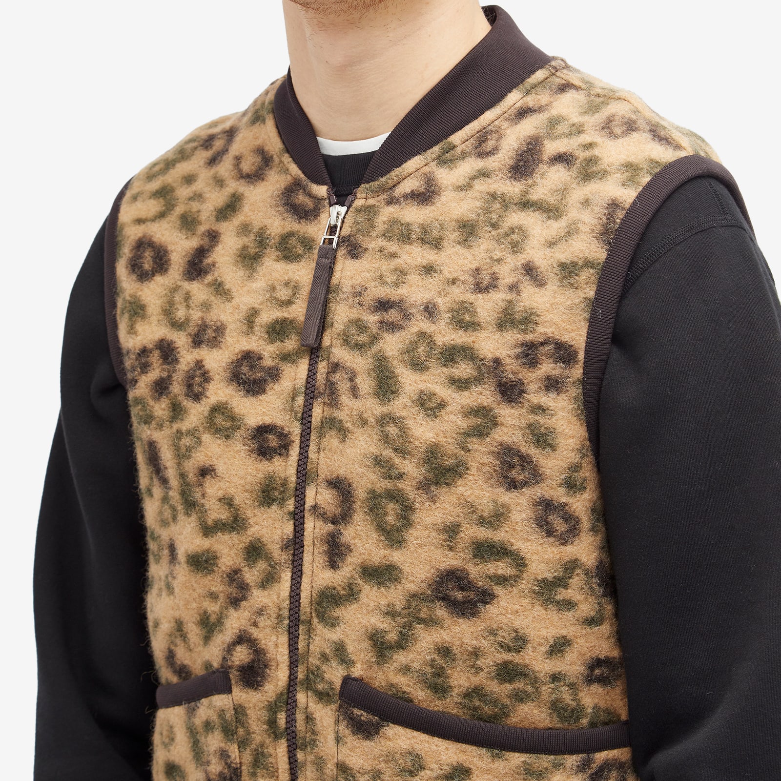 Men's Leopard Wool Fleece Gilet in Camo
