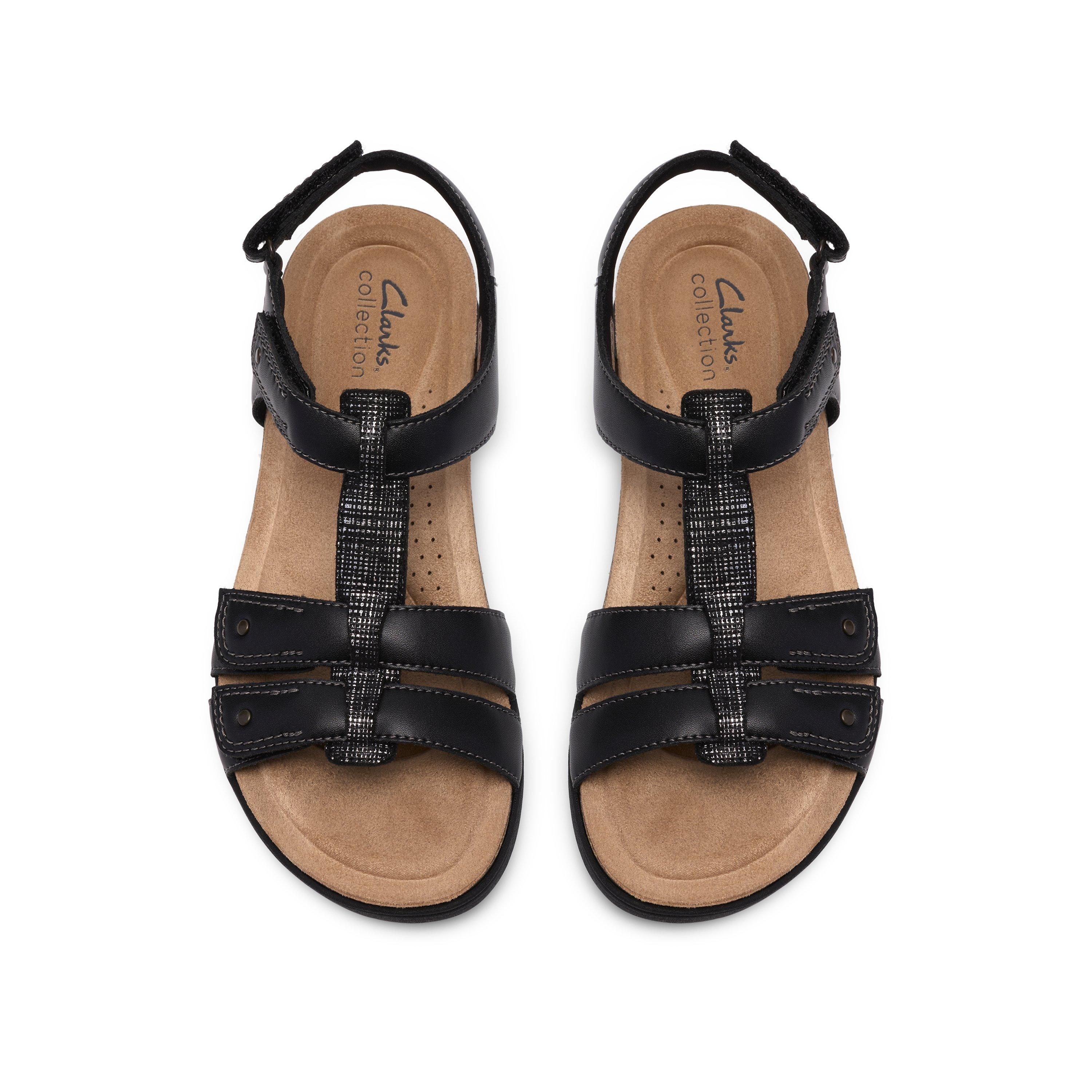 Clarks April Cove Black Leather Flat Sanda
