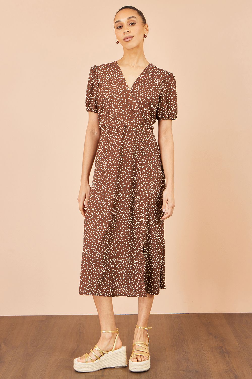 Yumi Women's Spot Midi Dress With Split Hemline in Brown