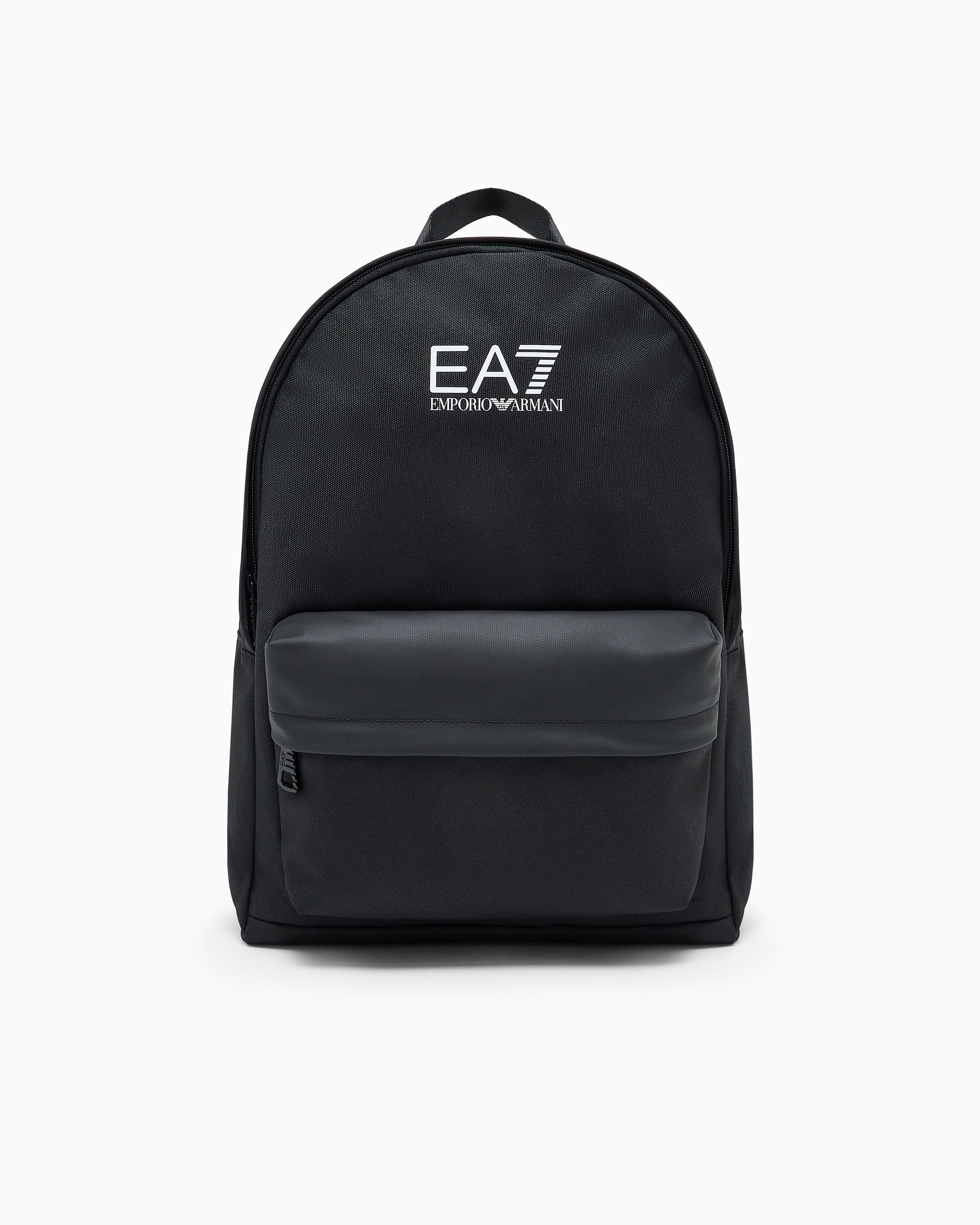 Train Core round backpack with oversized Logo