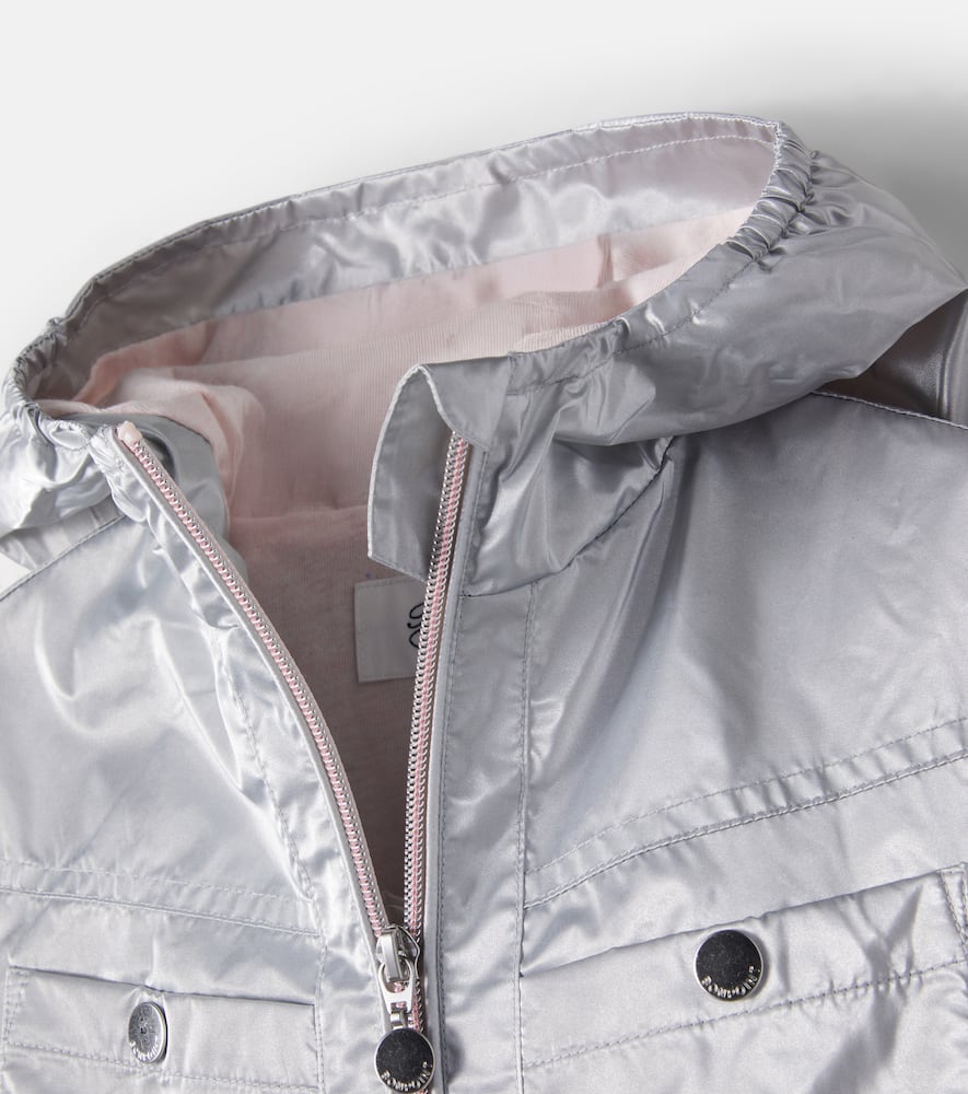 Logo jacket