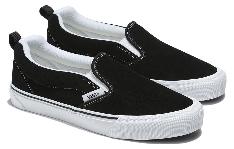Knu Slip 'Black True White'