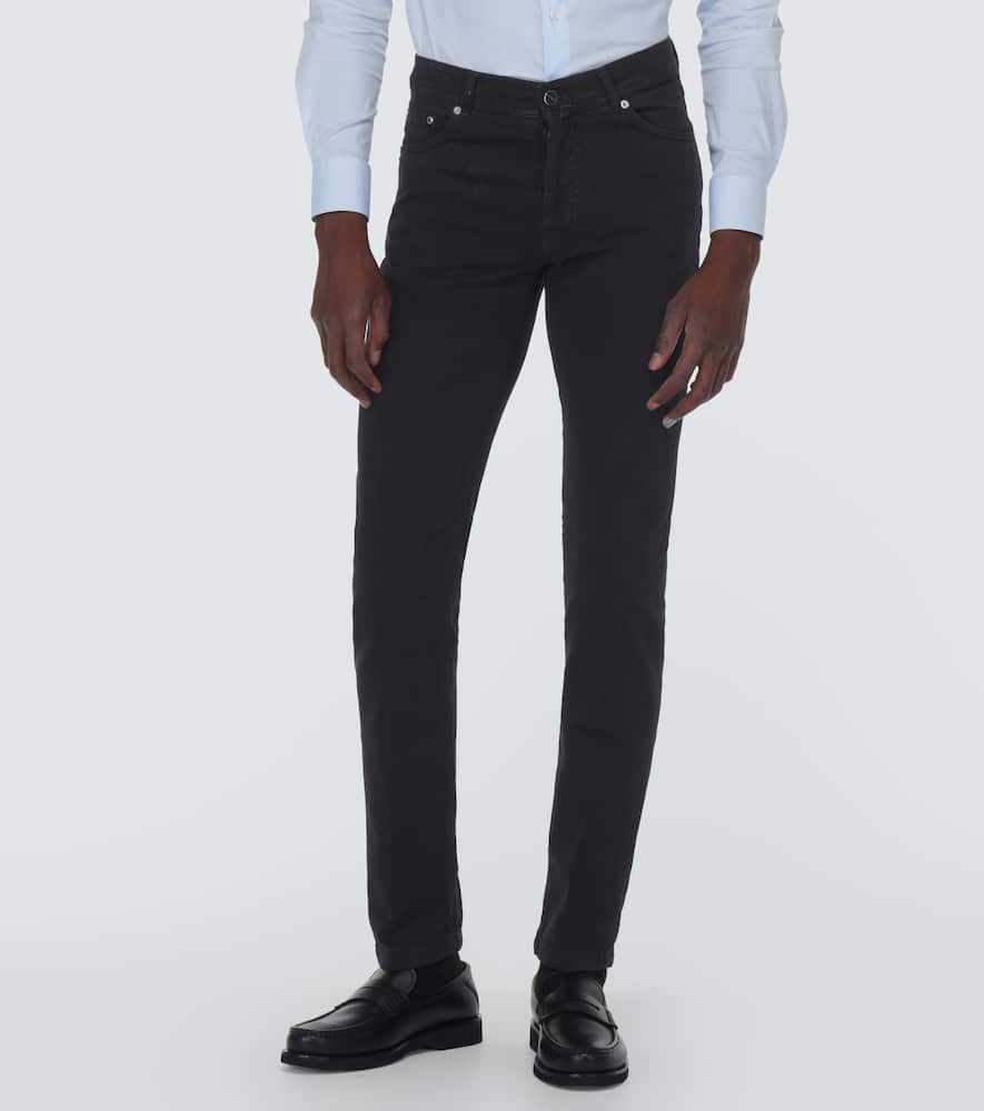 Mid-rise straight jeans