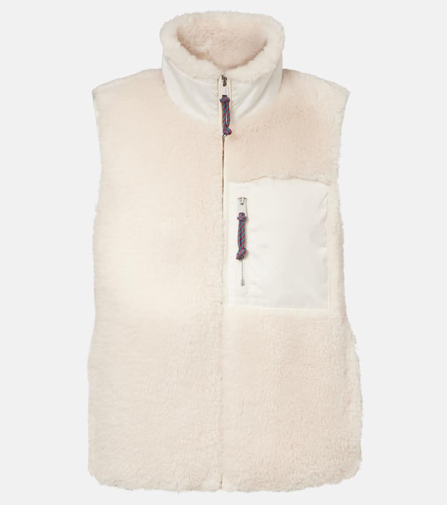 Zip-up vest