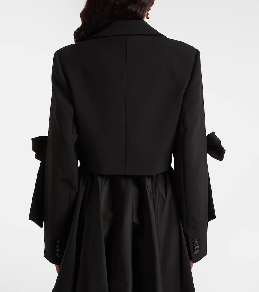 Double-breasted cropped blazer
