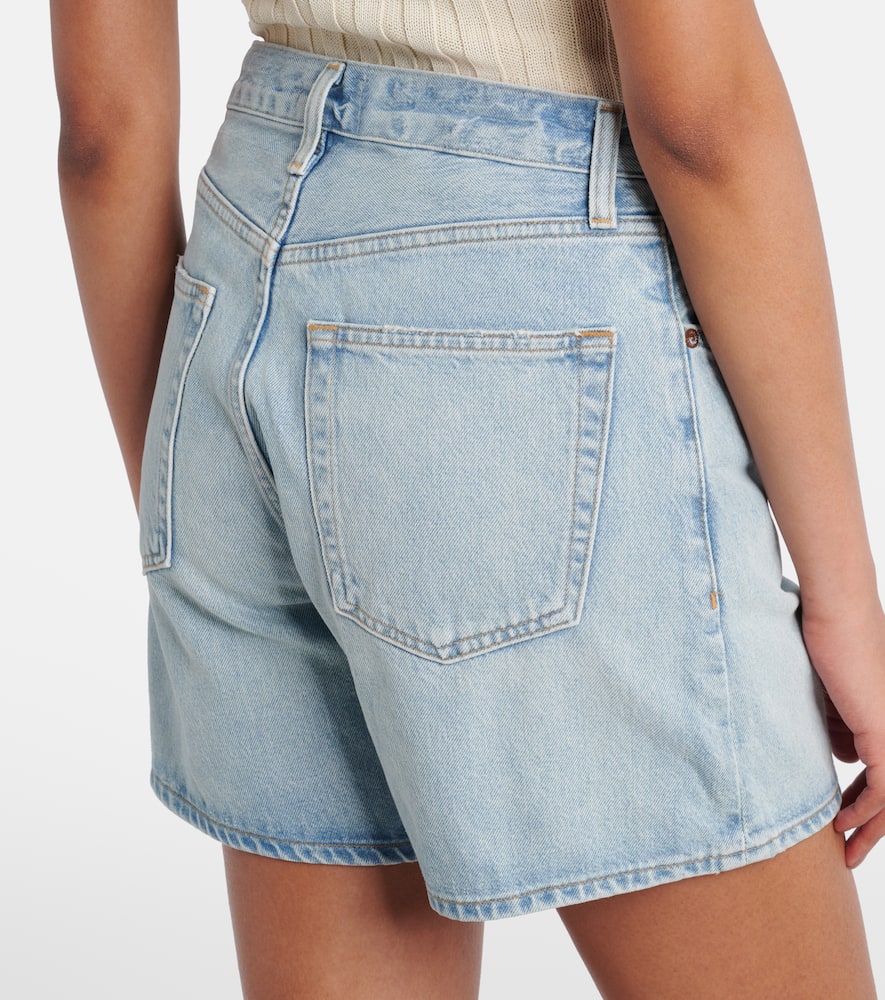 V-Waist Bermuda shorts