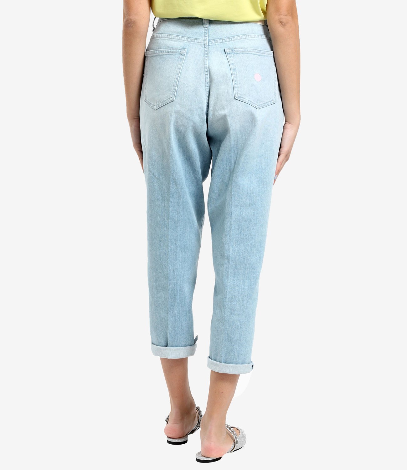 Indossa i jeans Fuller in deni