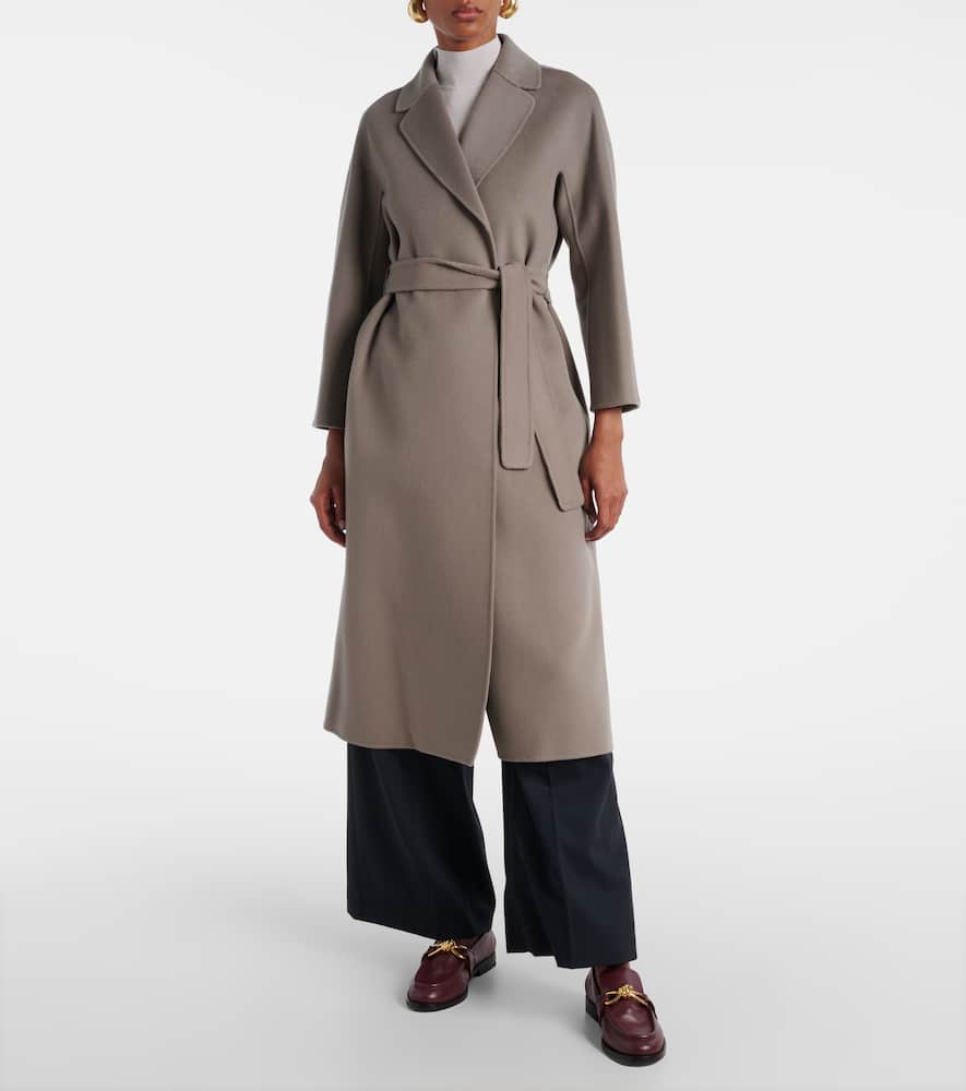 Esturia virgin wool coat