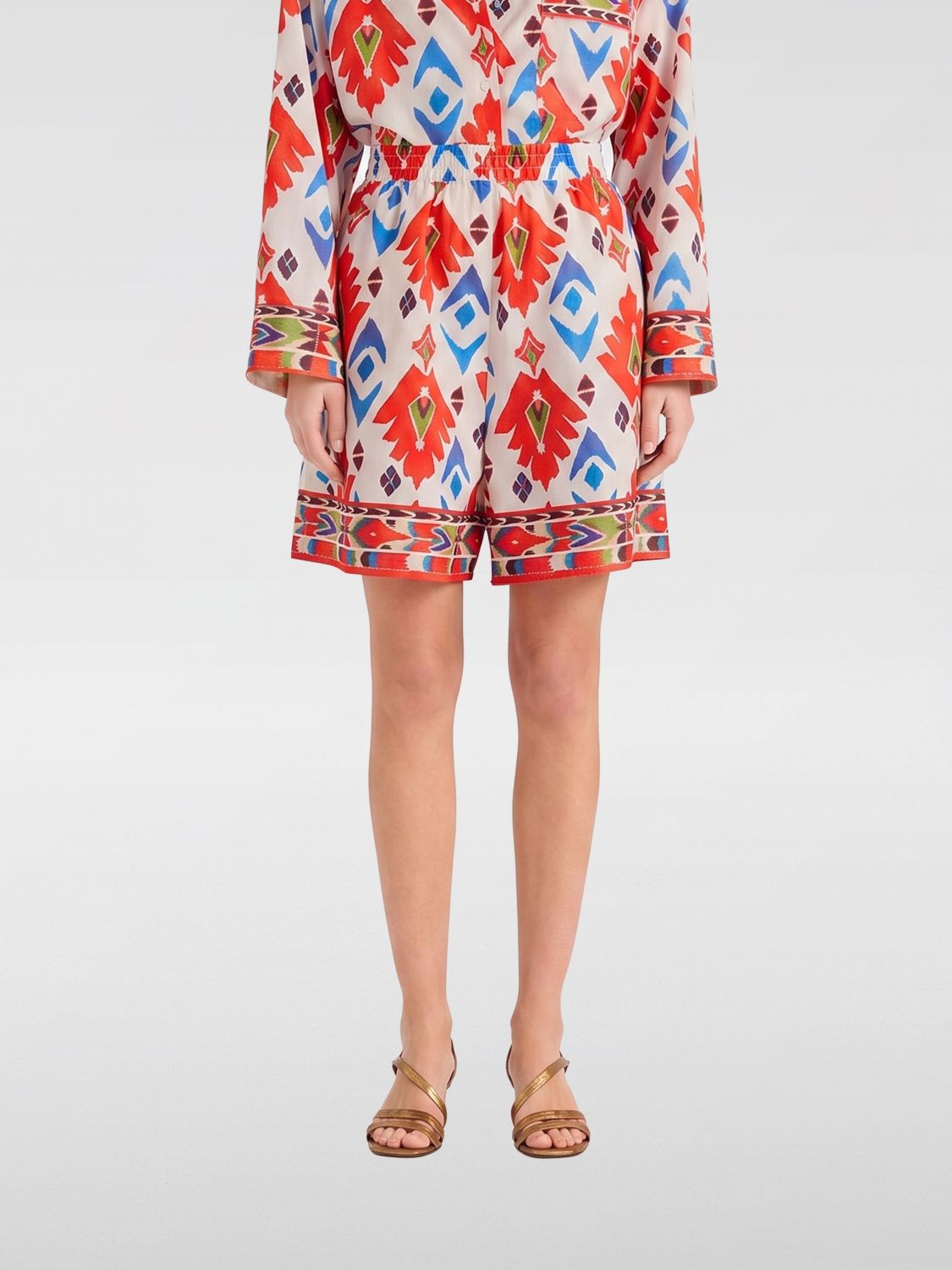 MOMONÌ Shorts Woman color Red