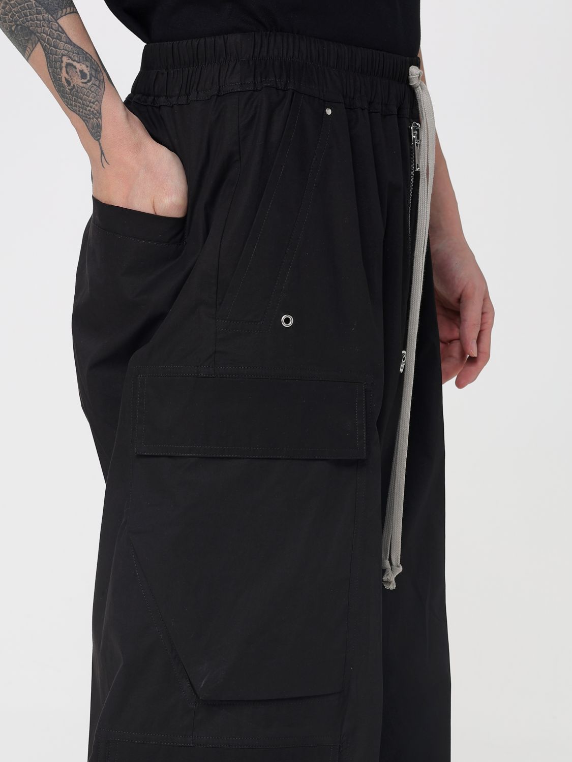 Pants Men color Black