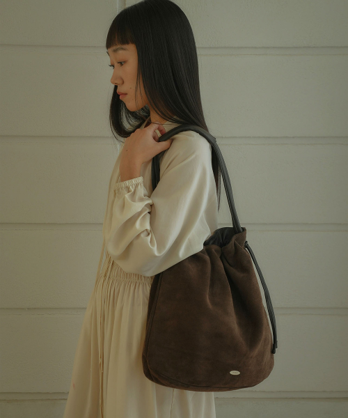 SUEDE DUMP SHOPPER