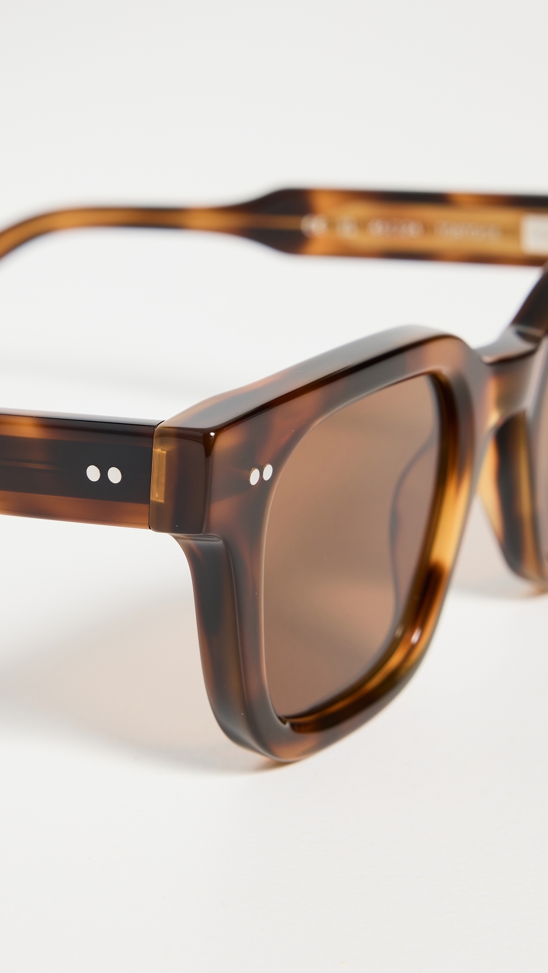 04 Sunglasses Tortoise One Size