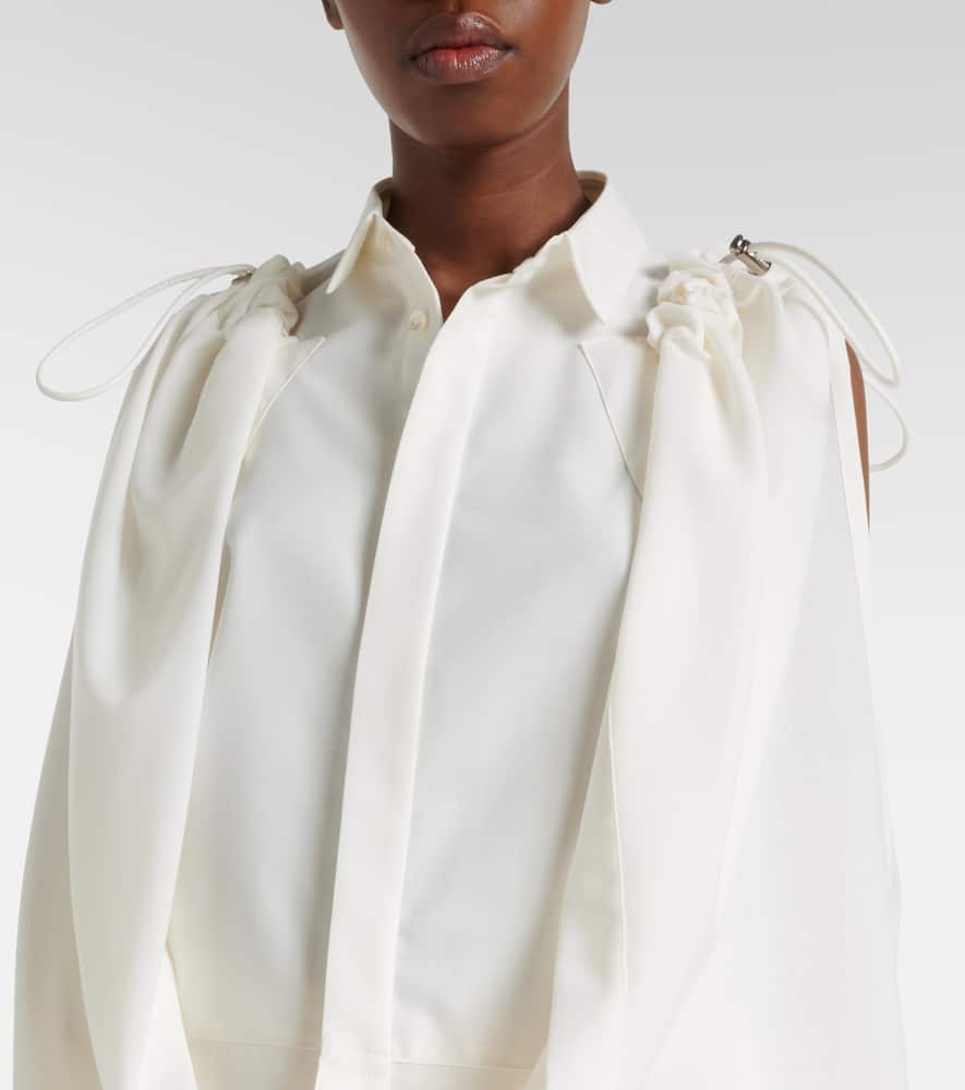 Gathered shirt