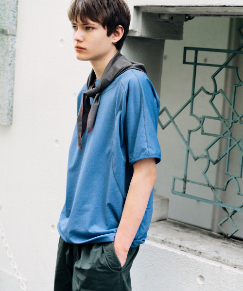 DryMix Triangle Scarf Blue