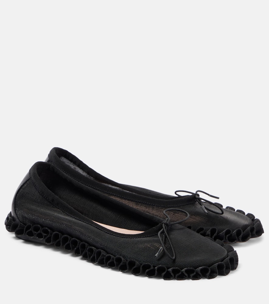 Ruffled mesh ballet flats