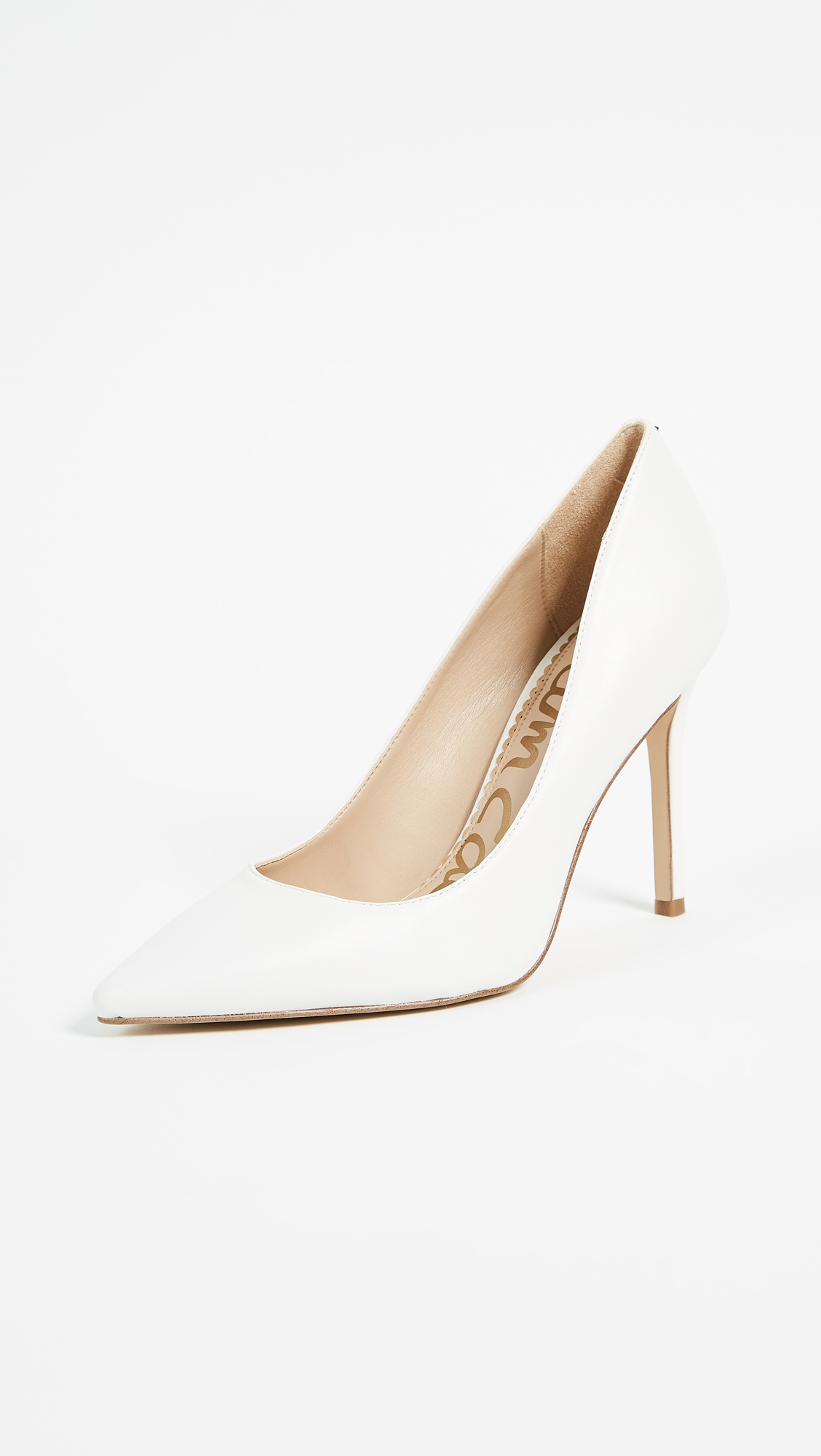 Hazel Pump Bright White