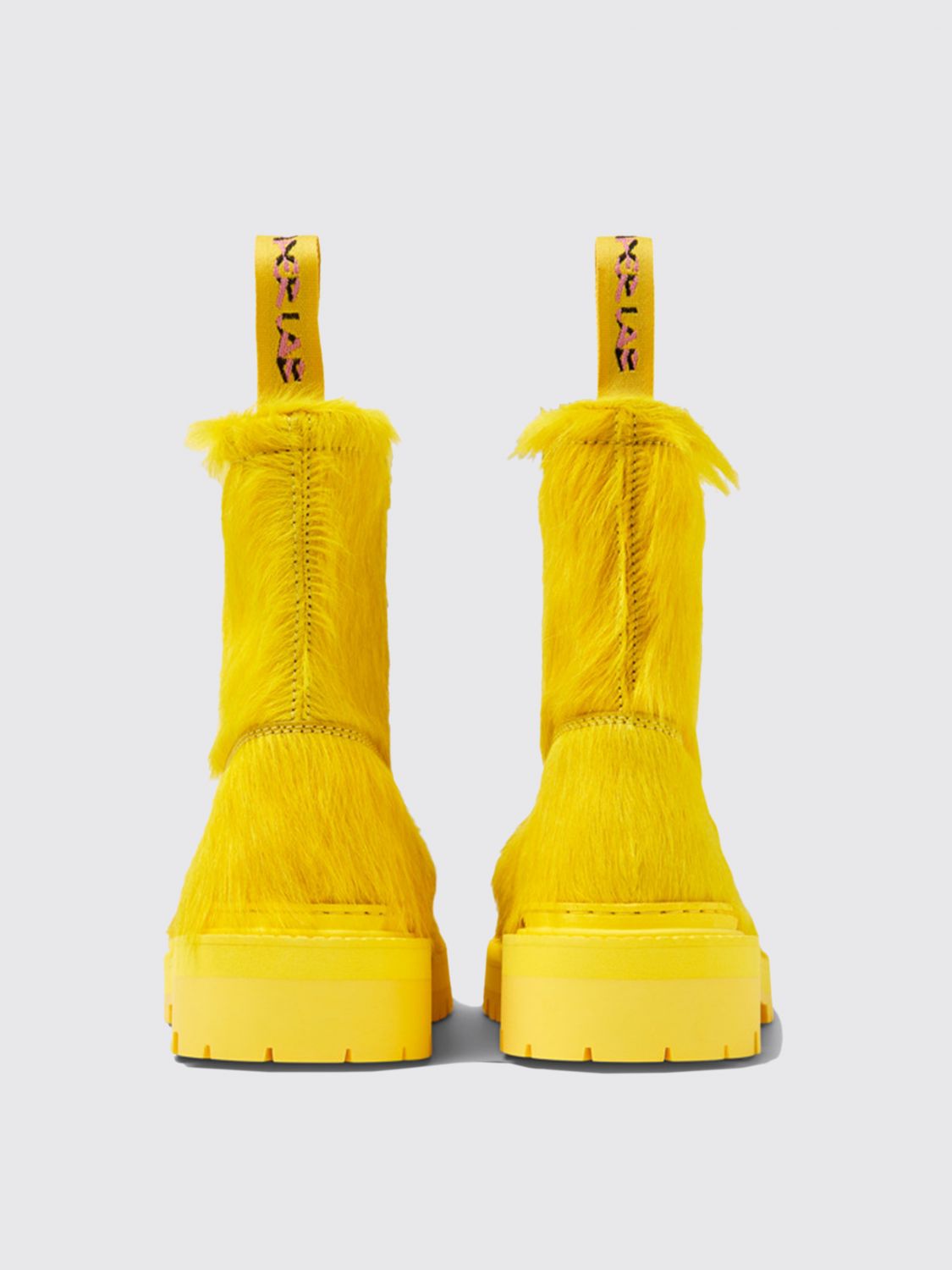 Boots Men color Yellow