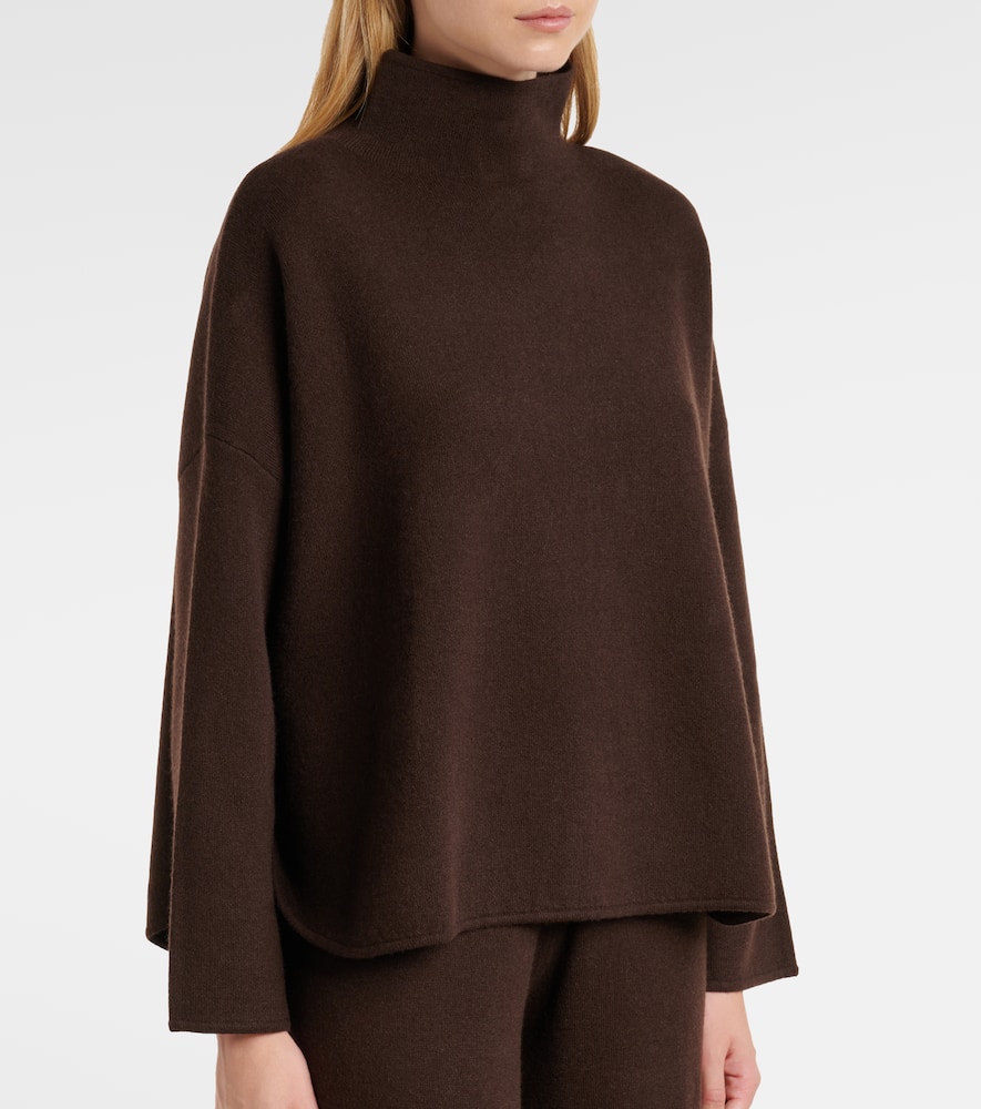 Wool and cashmere turtleneck sweater