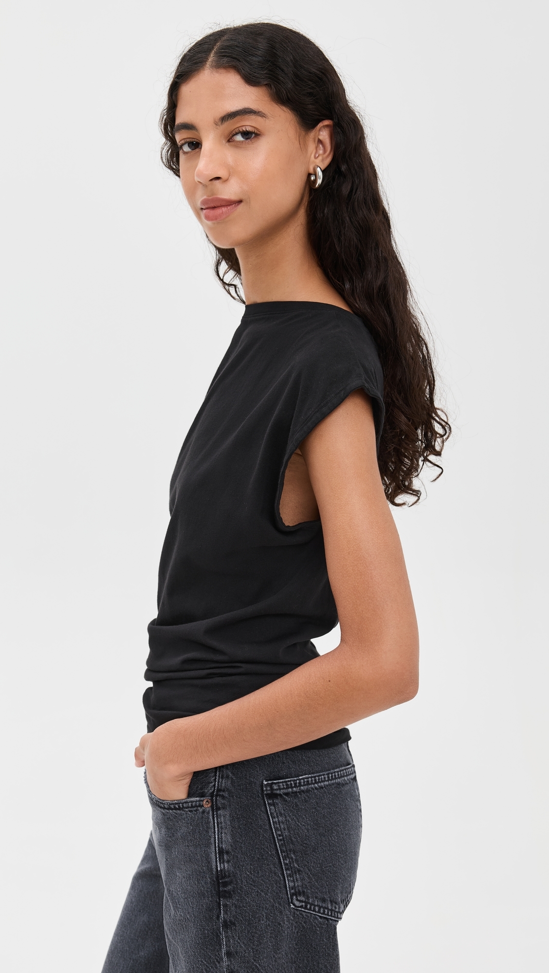 Beth Tee Black