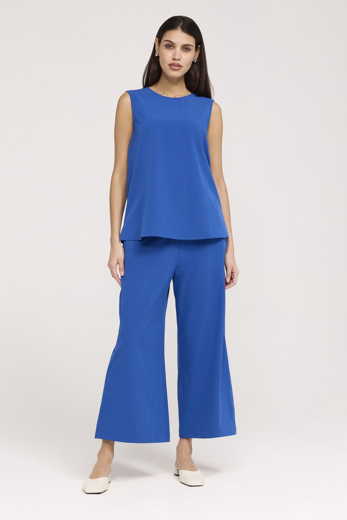 Finery London Women's Vallie Sleeveless Round Neck Vest in Cobalt
