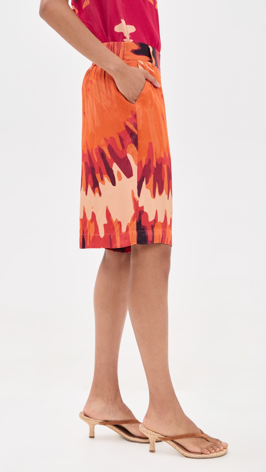 Jeyna Shorts Magma Orange