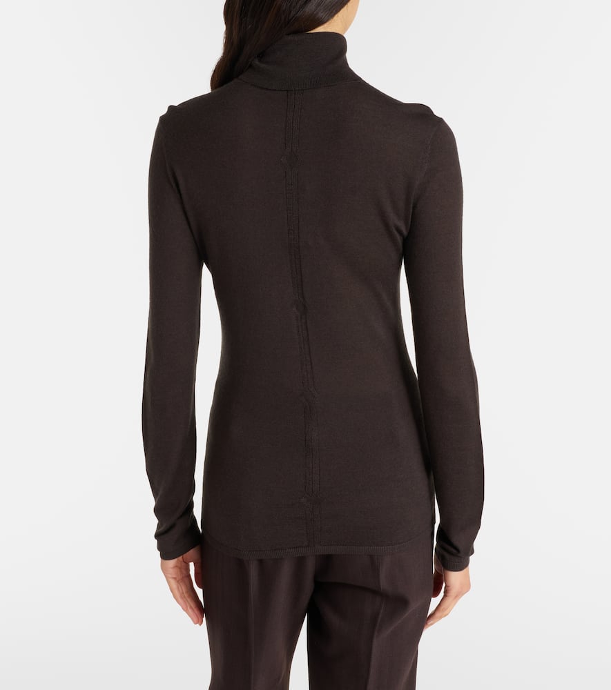 Steinem cashmere-blend turtleneck sweater