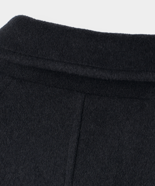 Essential Cashmere Balmacaan Coat_Black