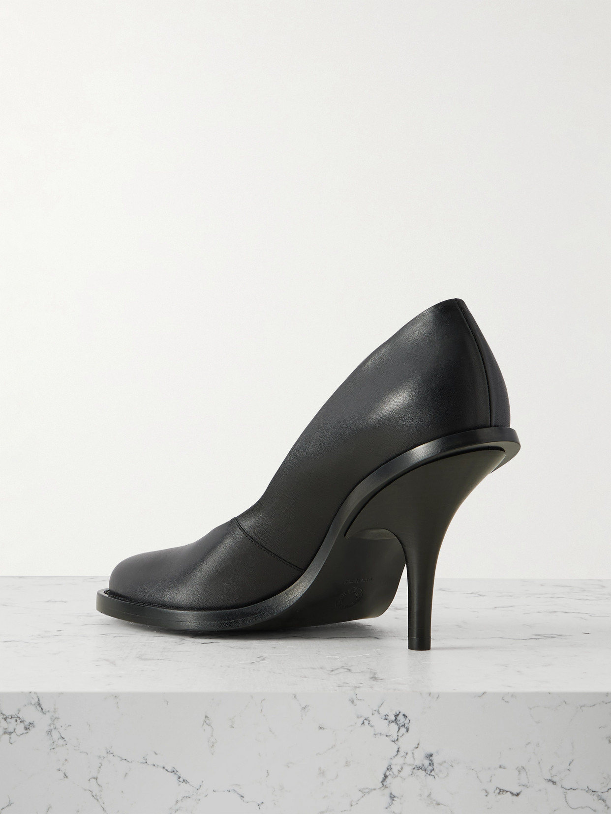 Leather Pumps - Black