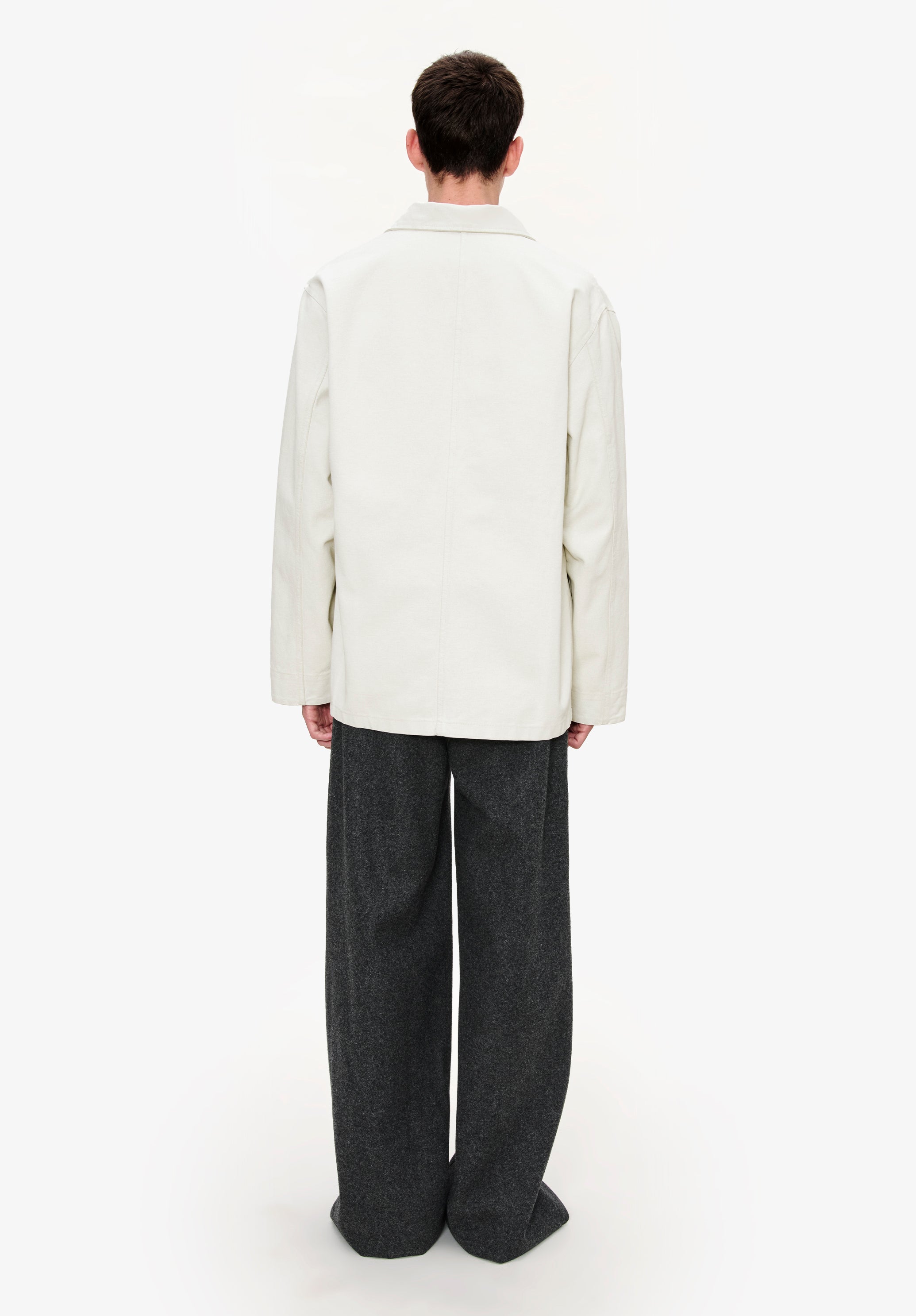 A. P.C. Men's Loose-fit overshirt-jacket Size: Extra Small in Chalk