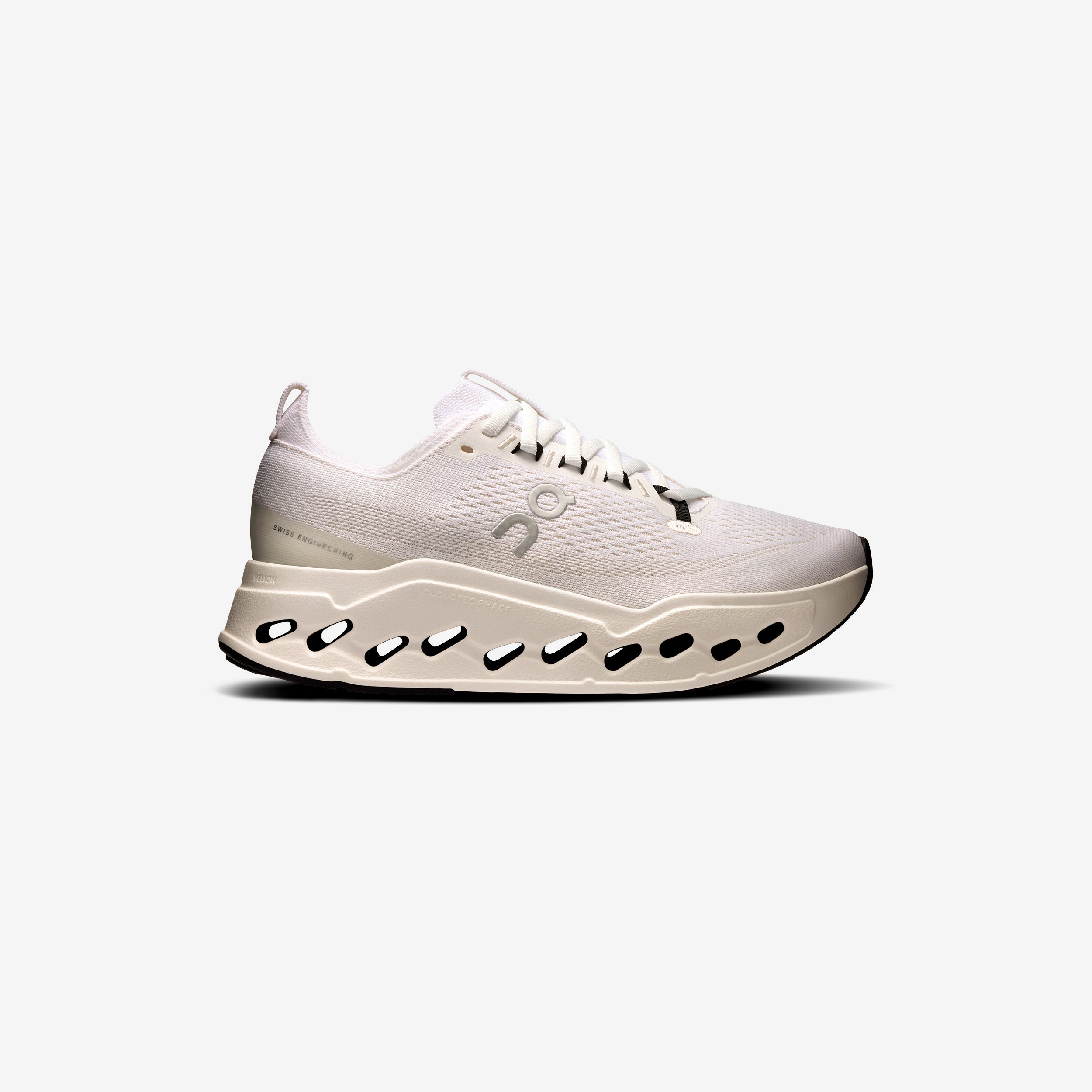 On Women's Cloudsurfer Max - White | White - unisex
