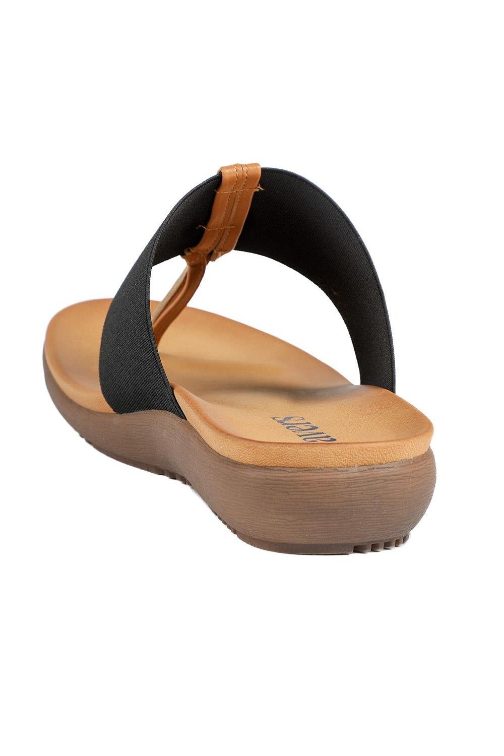 Pavers Women's Flexible Wide Fit Toe Post Sandals in Black