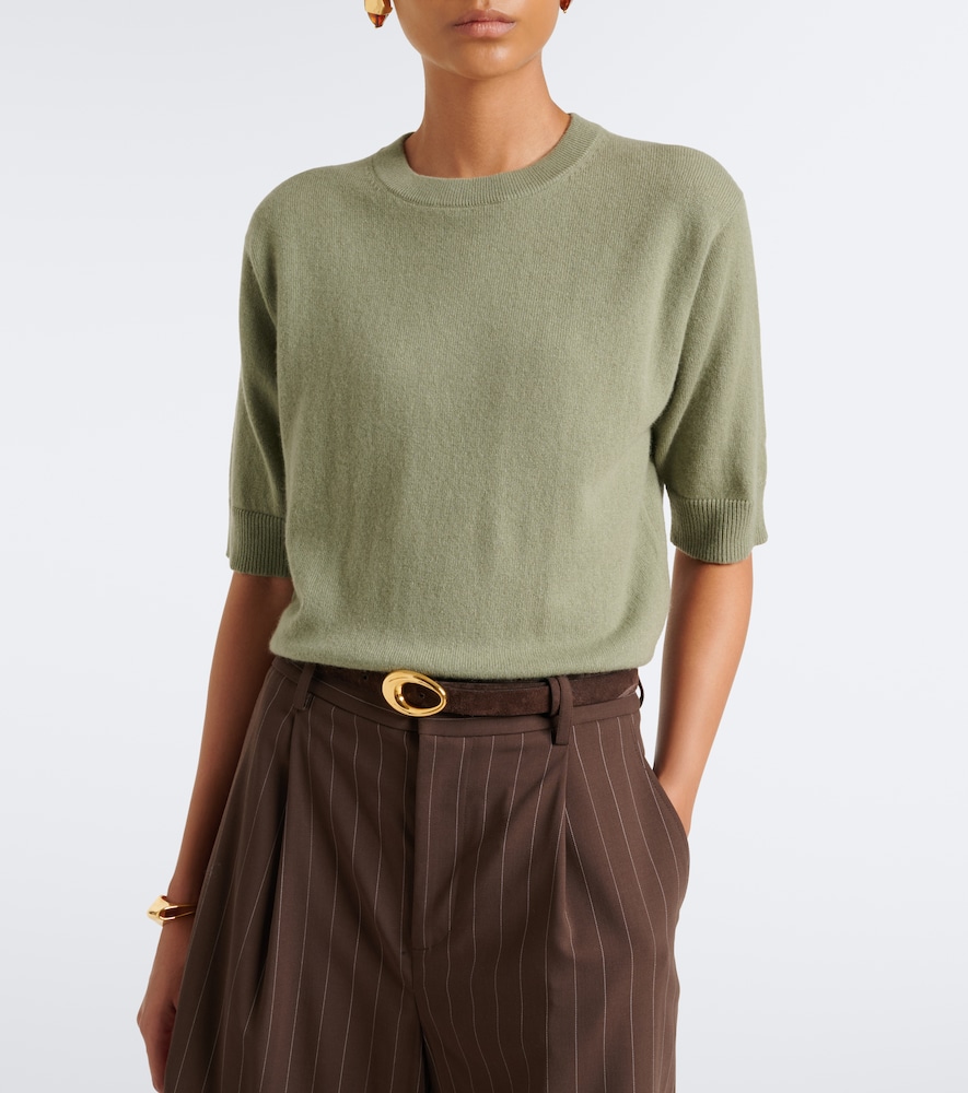 Cashmere sweater