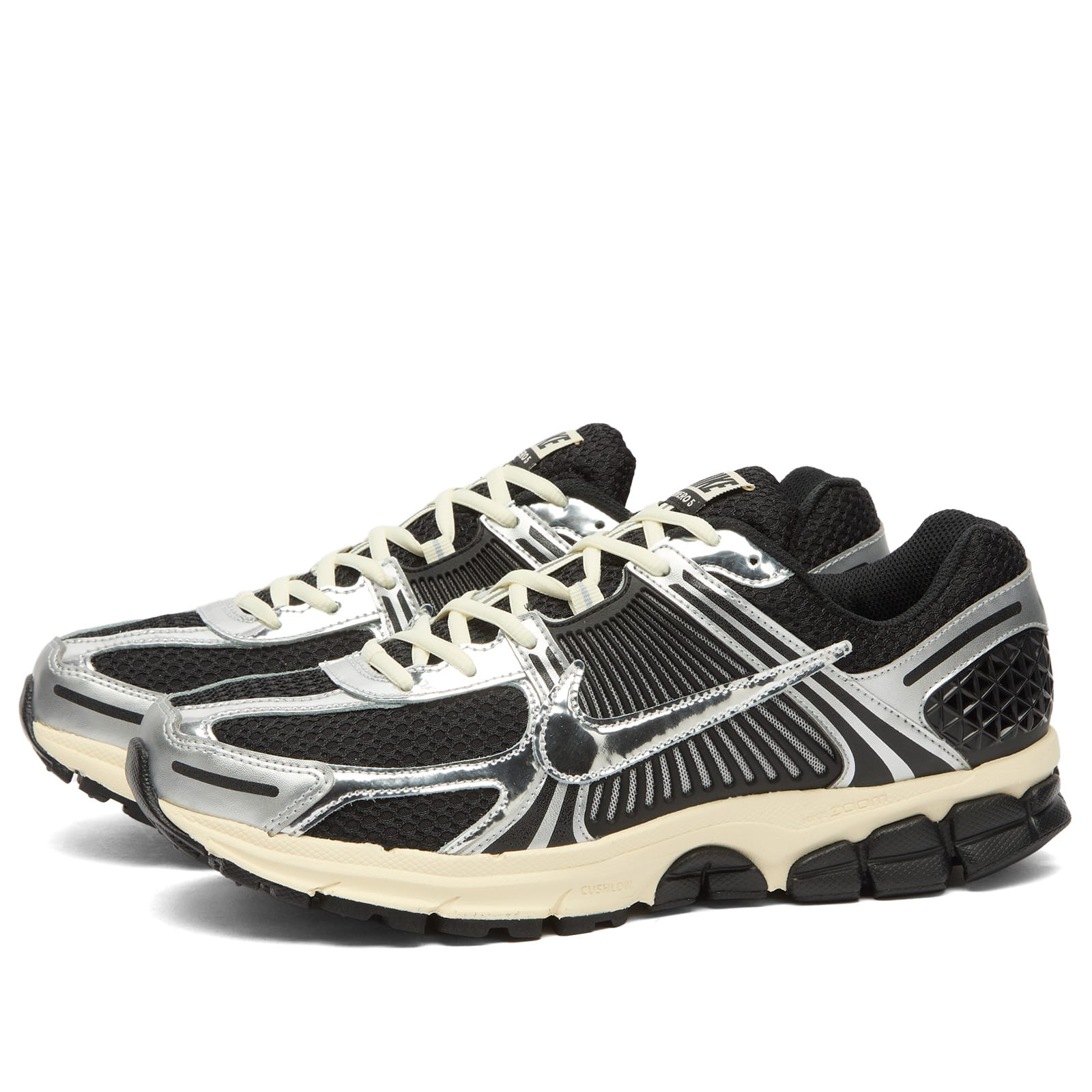 Vomero 5 Chrome Sneaker in Black/Chrome/White