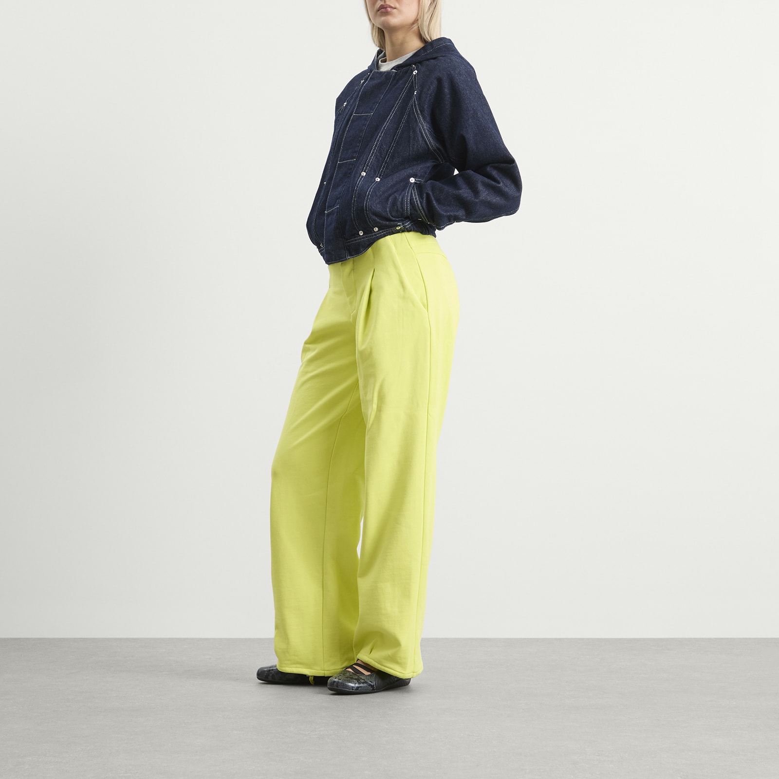 Women's Trixie Sweat Trouser Highlighter