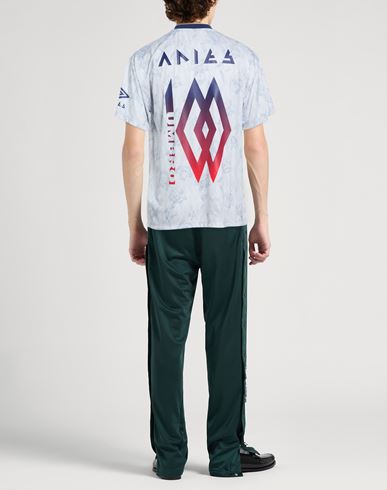 Man T