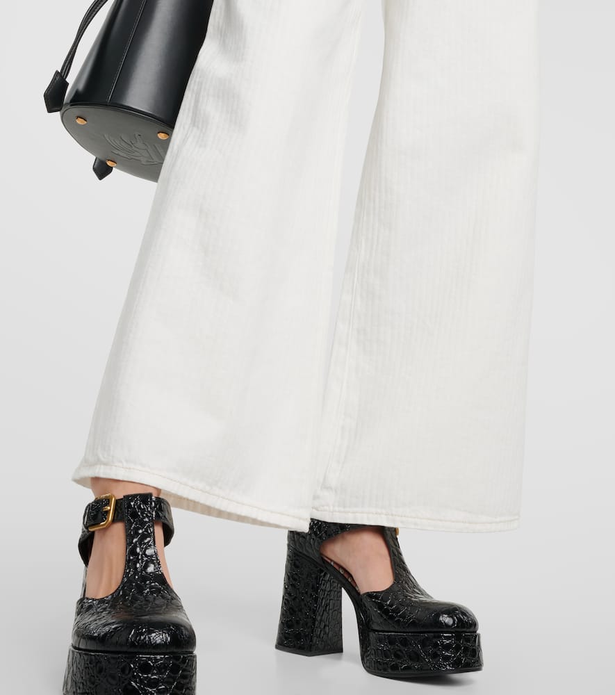 High-rise wide-leg jeans