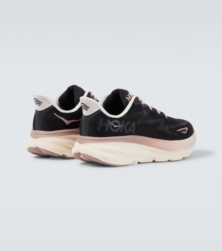 Clifton 9 running shoes