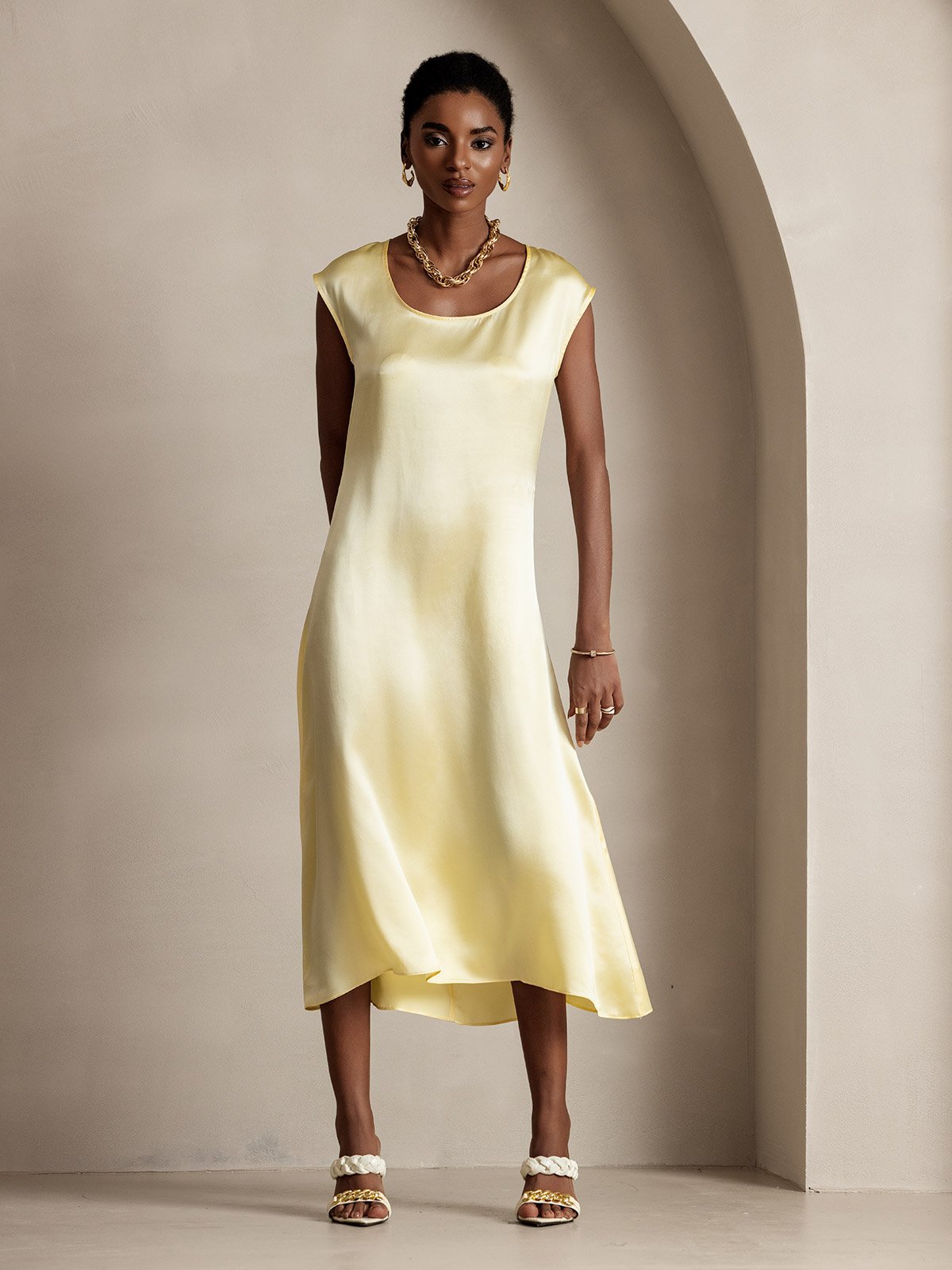 19Momme Silk Cap Sleeve Round Neck Midi Dress