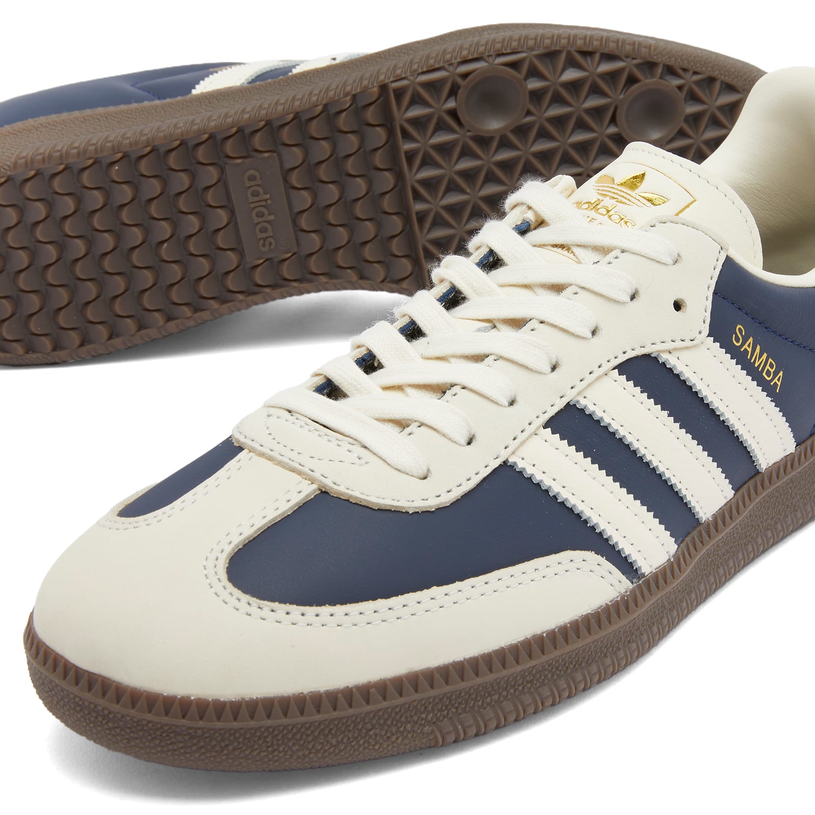 Women's Samba OG W Sneaker in Night Indigo/White/Alumina