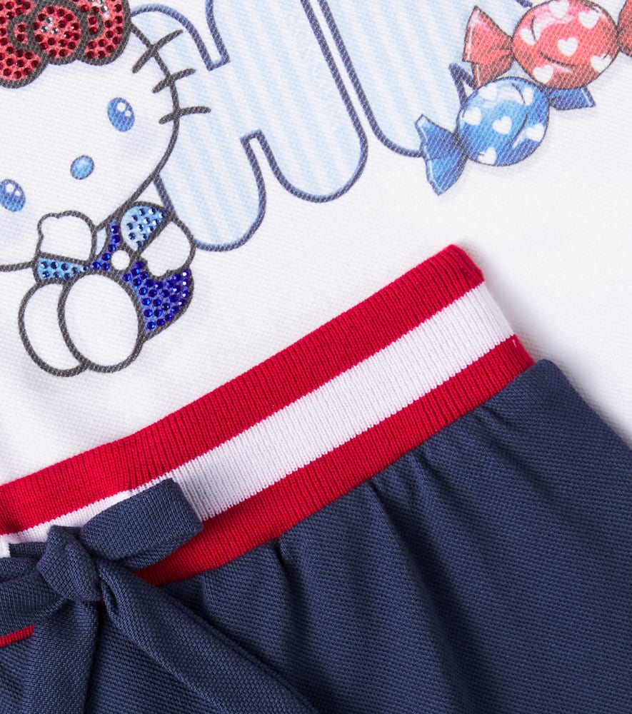 X Hello Kitty T-shirt and skirt set