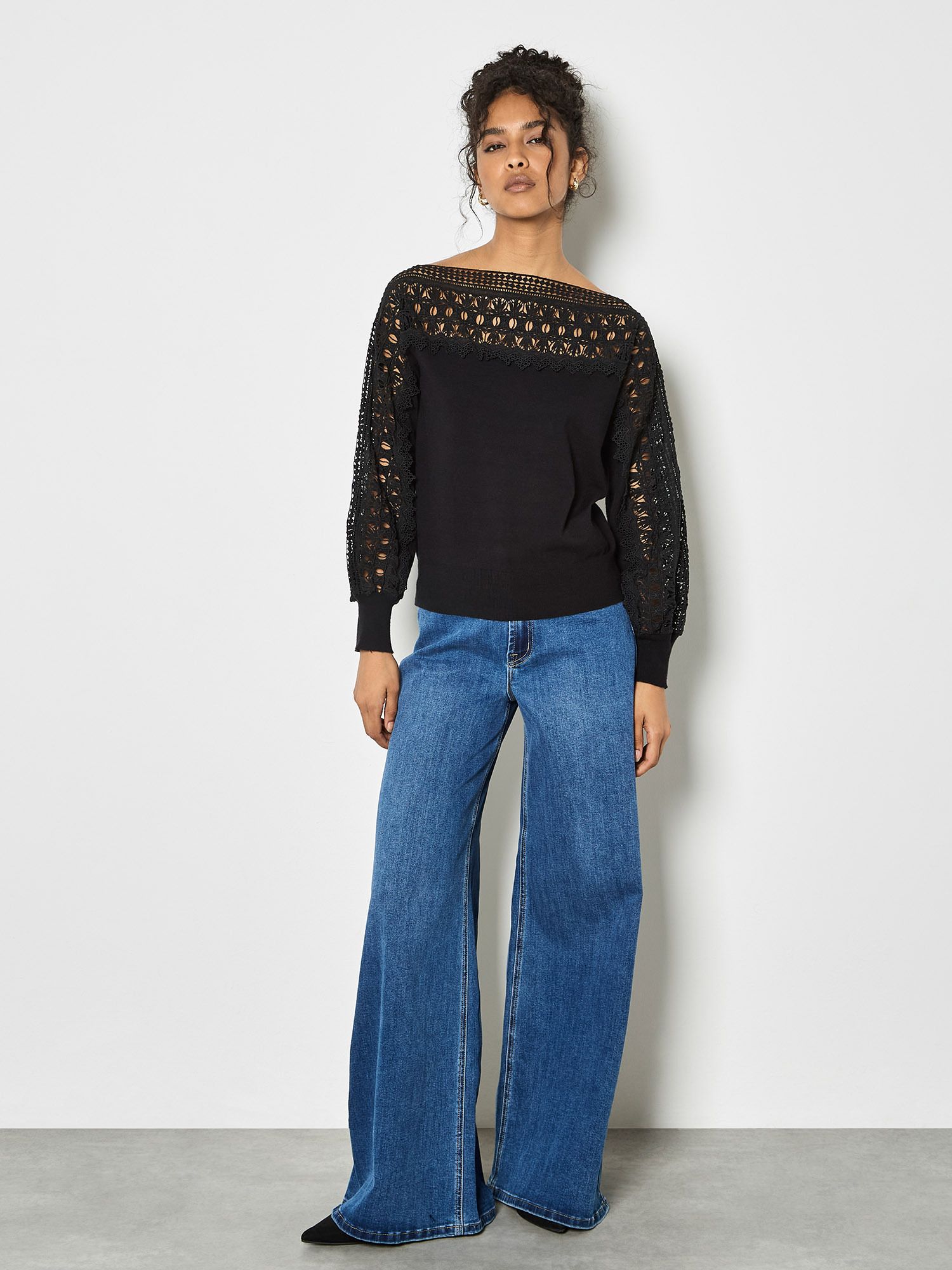 Apricot Women's Lace Detail Lightweight Jumper in Black