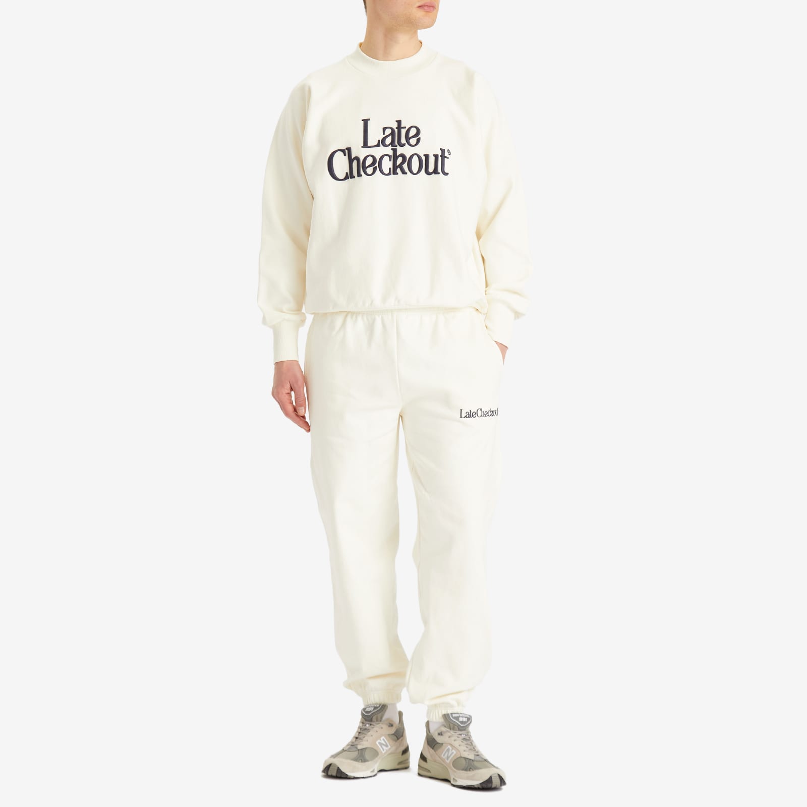 Late Checkout Men's Joggers in White