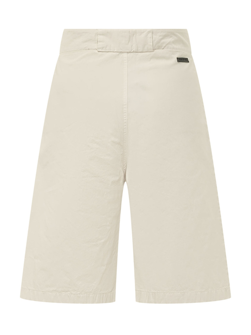 Off White Solid Shorts